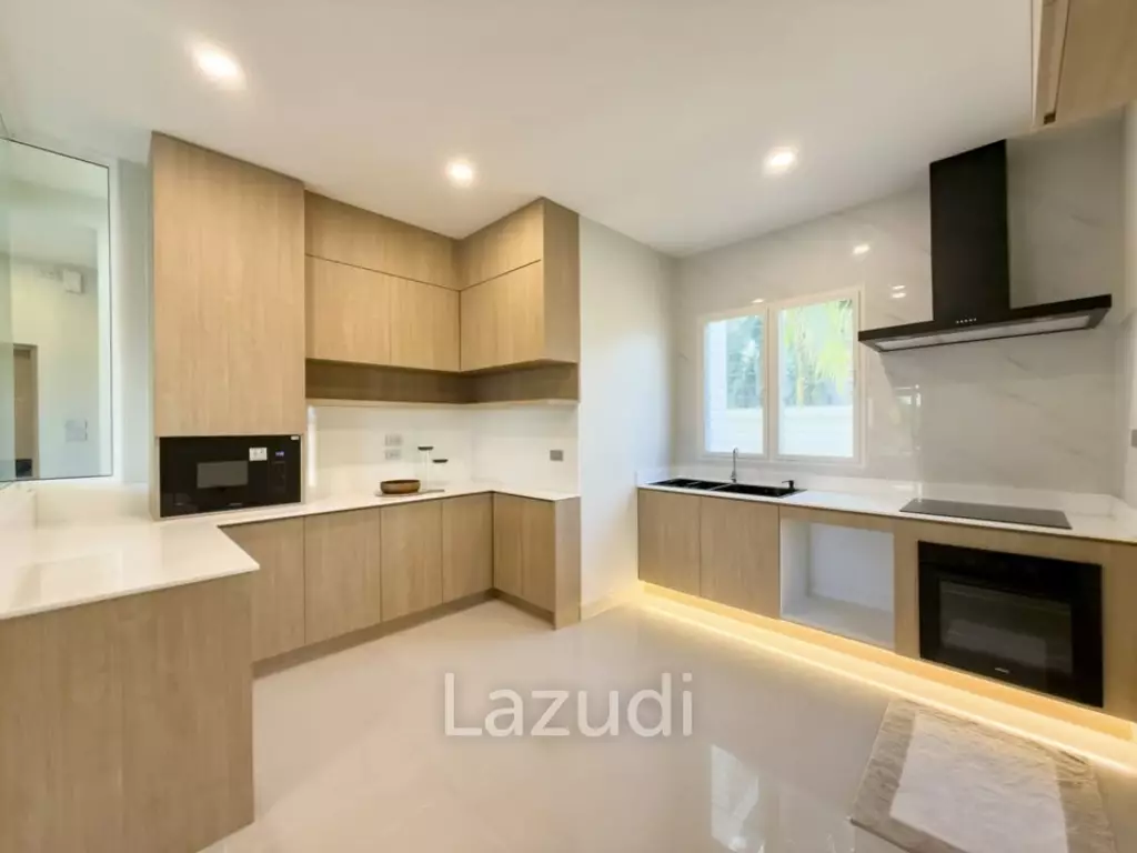 Newly Renovated Spacious 5-Bedroom House for Sale in Chalong