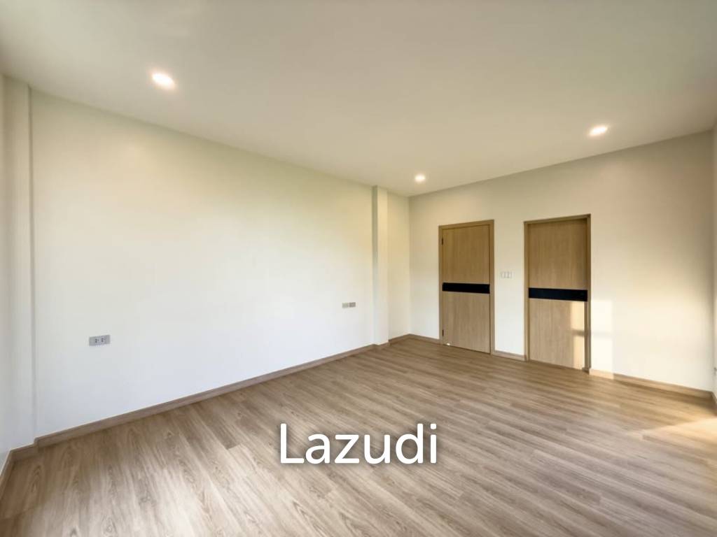 Newly Renovated Spacious 5-Bedroom House for Sale in Chalong