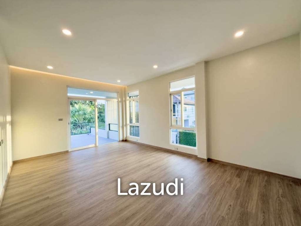 Newly Renovated Spacious 5-Bedroom House for Sale in Chalong
