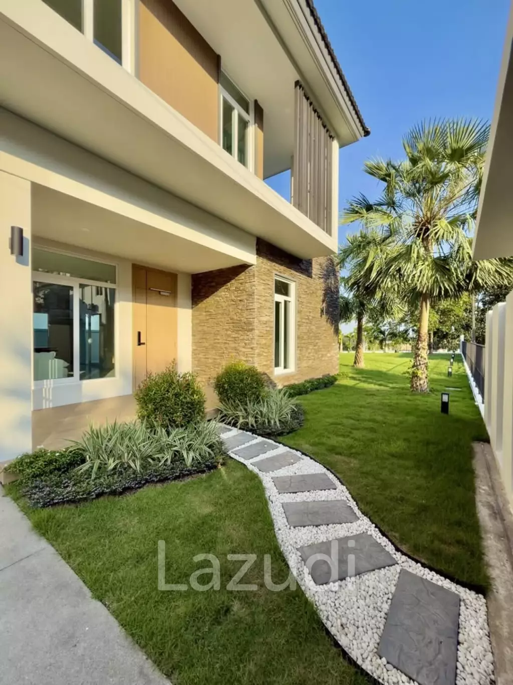 Newly Renovated Spacious 5-Bedroom House for Sale in Chalong