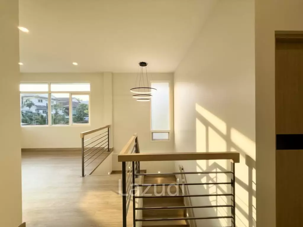 Newly Renovated Spacious 5-Bedroom House for Sale in Chalong