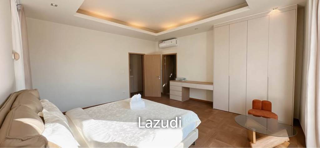 Newly Renovated 5-Bedroom Pool Villa for Rent in Layan