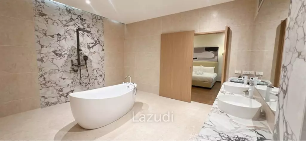 Newly Renovated 5-Bedroom Pool Villa for Rent in Layan
