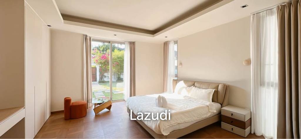 Newly Renovated 5-Bedroom Pool Villa for Rent in Layan