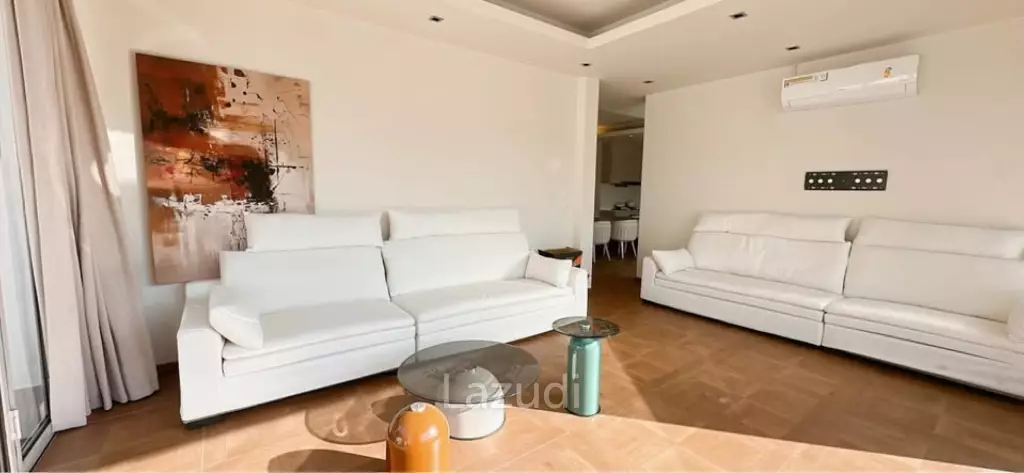 Newly Renovated 5-Bedroom Pool Villa for Rent in Layan