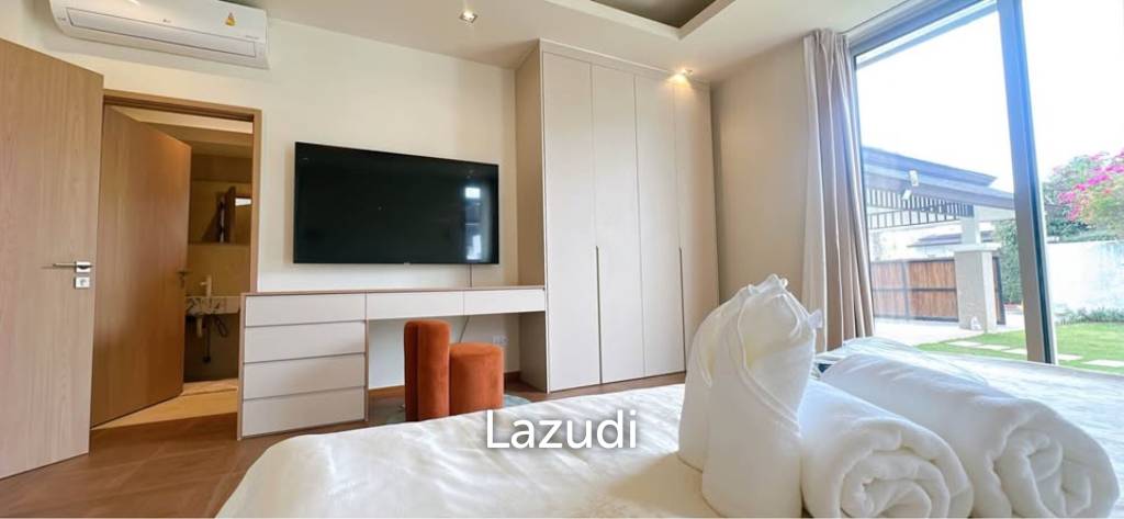 Newly Renovated 5-Bedroom Pool Villa for Rent in Layan