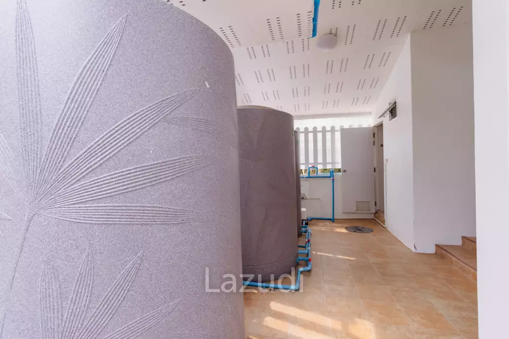 NATURE VALLEY 1 : Coner plot 2 bed at Hin Lek fai