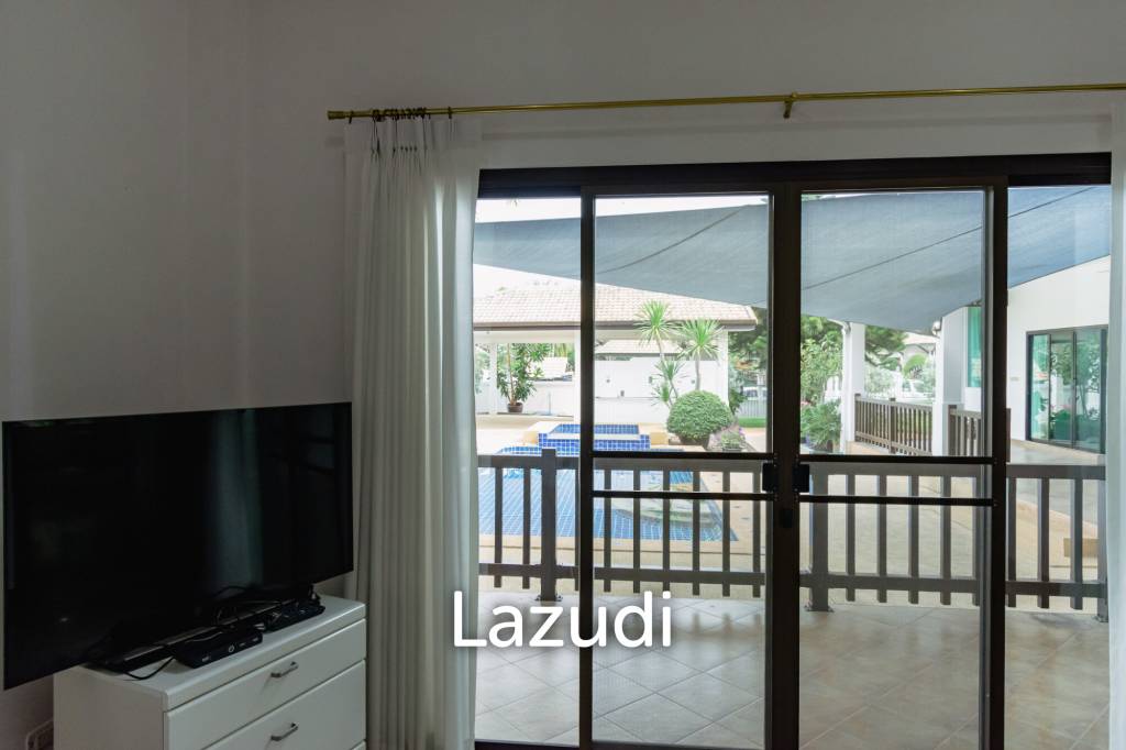 NATURE VALLEY 1 : Coner plot 2 bed at Hin Lek fai