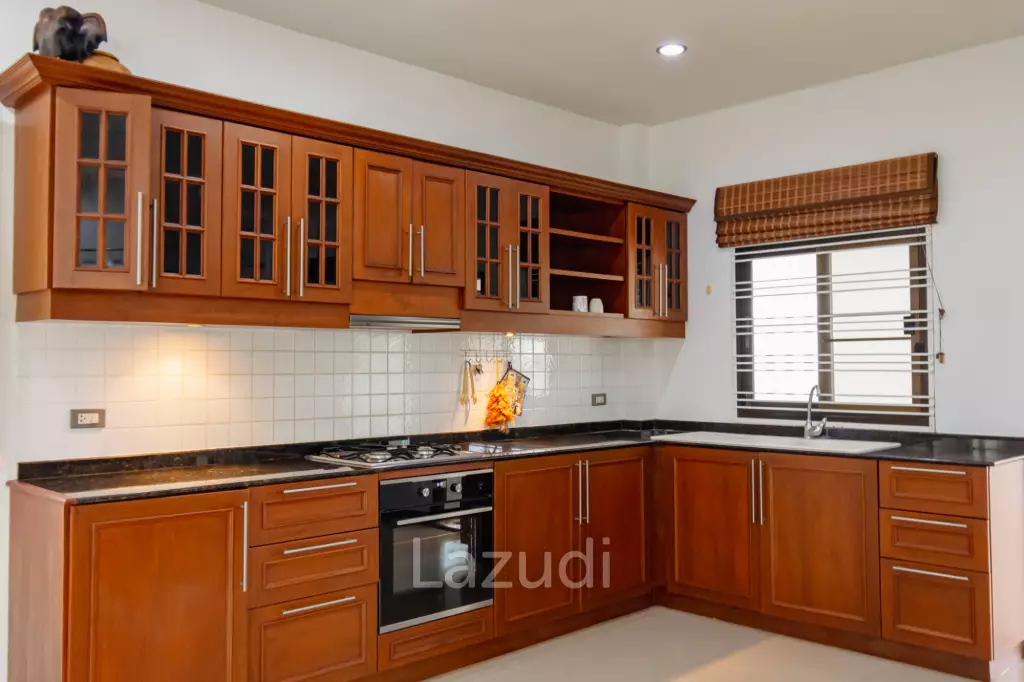 NATURE VALLEY 1 : Coner plot 2 bed at Hin Lek fai
