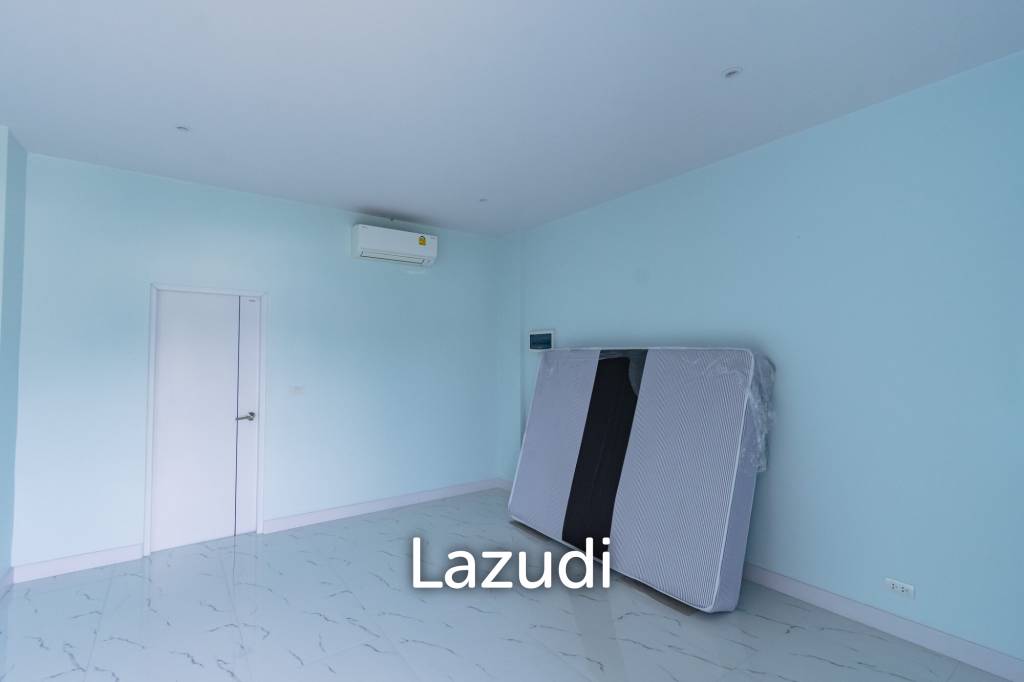 WHITE LAGOON :  Modern 3 Bed Villa corner plot