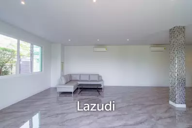 WHITE LAGOON :  Modern 3 Bed Villa corner plot