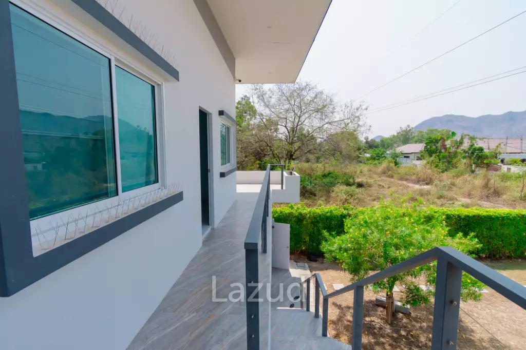 WHITE LAGOON :  Modern 3 Bed Villa corner plot