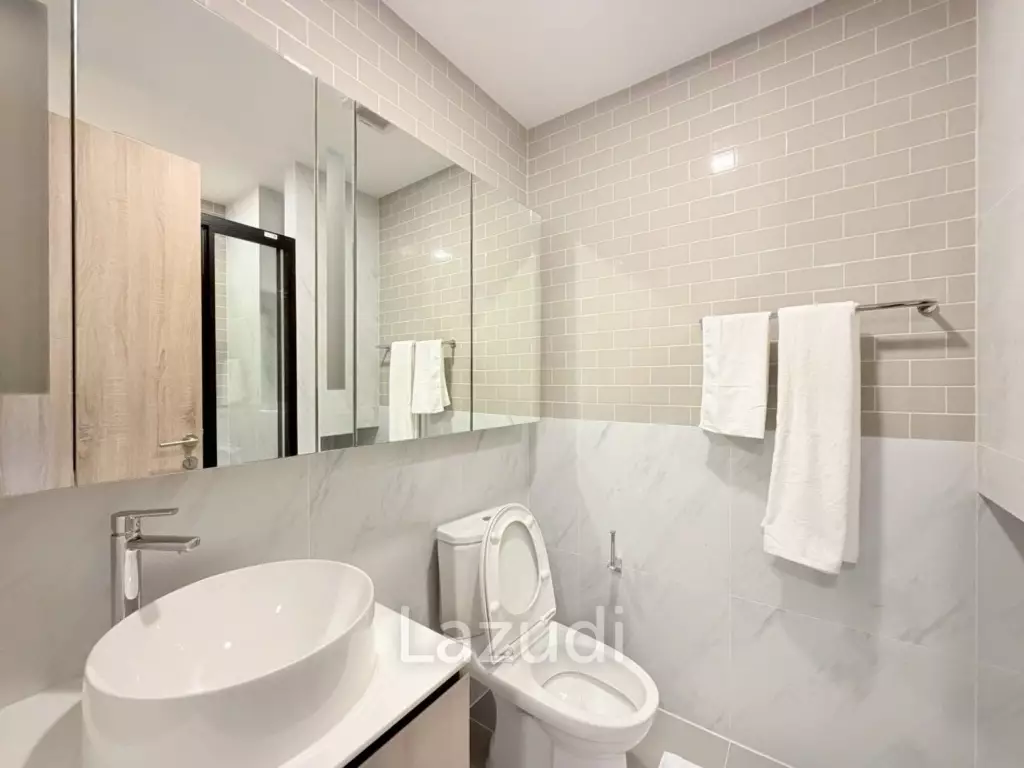 45 sqm high floor 1 bedroom condo at XT Phayathai Ratchathewi Bangkok