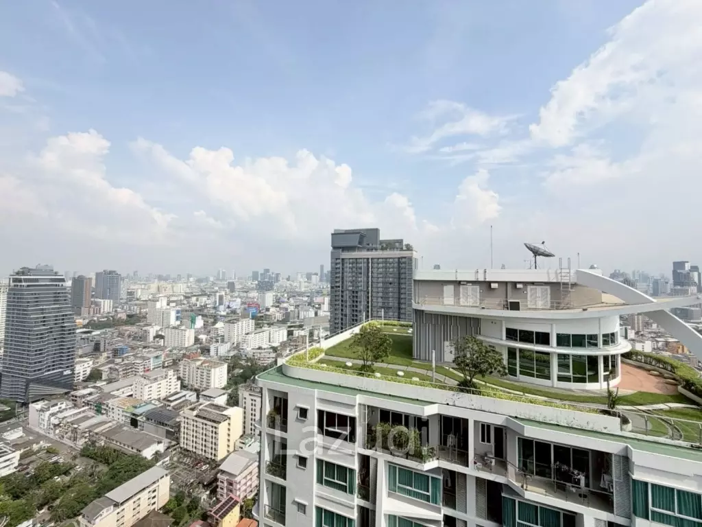 45 sqm high floor 1 bedroom condo at XT Phayathai Ratchathewi Bangkok