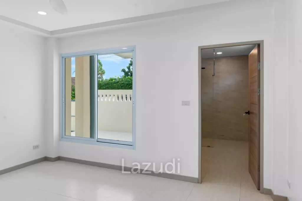 Fully Renovated 3-Bedroom  Pool Villa – Bang Rak / Bon Kai Road