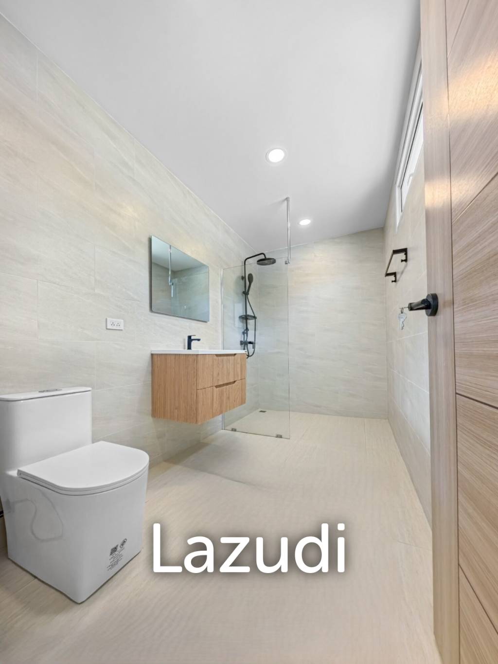 Fully Renovated 3-Bedroom  Pool Villa – Bang Rak / Bon Kai Road