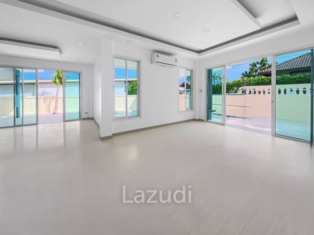 Fully Renovated 3-Bedroom  Pool Villa – Bang Rak / Bon Kai Road