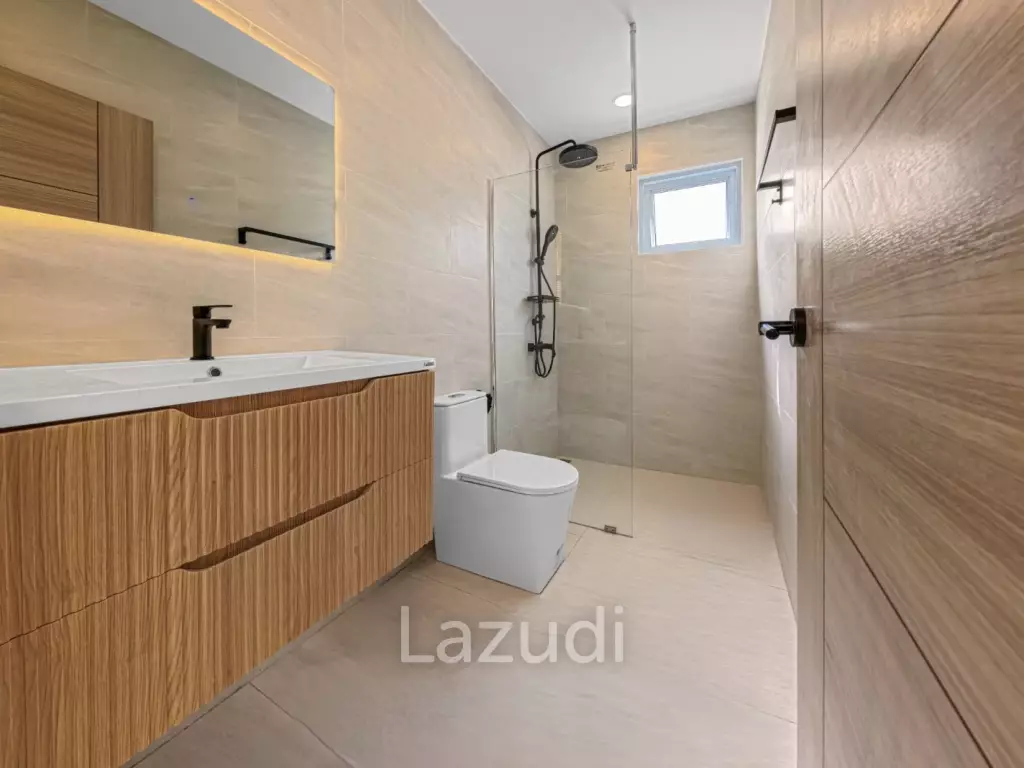 Fully Renovated 3-Bedroom  Pool Villa – Bang Rak / Bon Kai Road