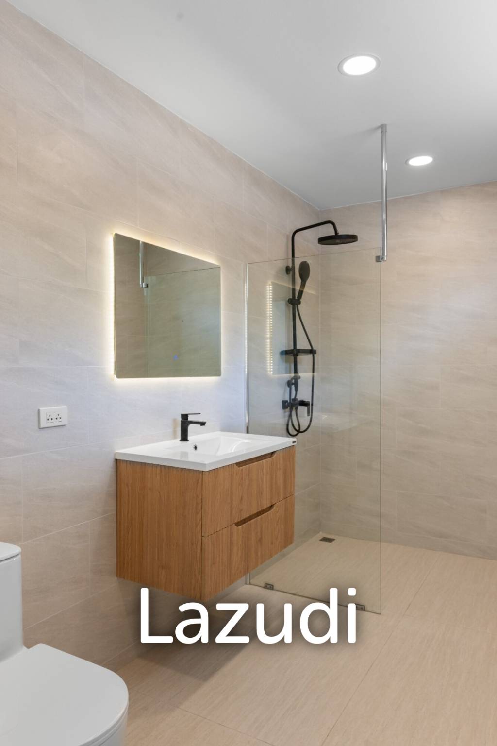 Fully Renovated 3-Bedroom  Pool Villa – Bang Rak / Bon Kai Road