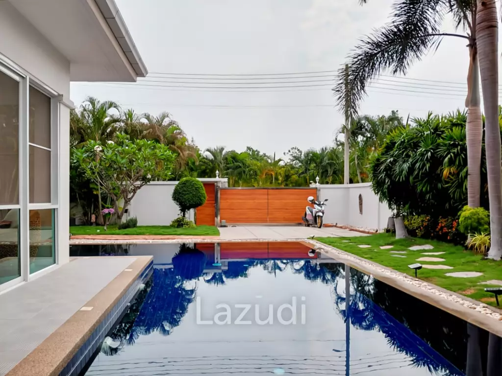 The Lees 3 - Fully Renovated 3-Bed Villa with Private Pool
