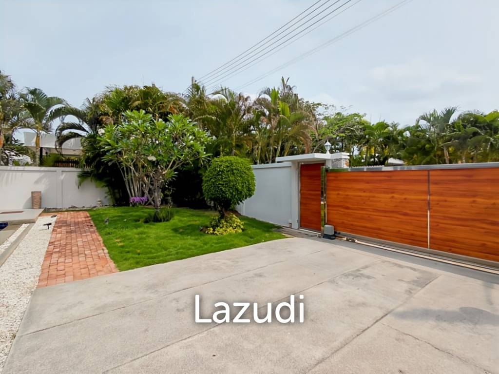 The Lees 3 - Fully Renovated 3-Bed Villa with Private Pool