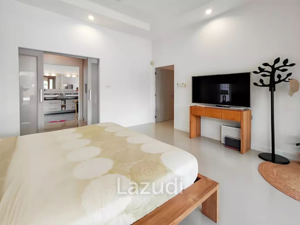 The Lees 3 - Fully Renovated 3-Bed Villa with Private Pool