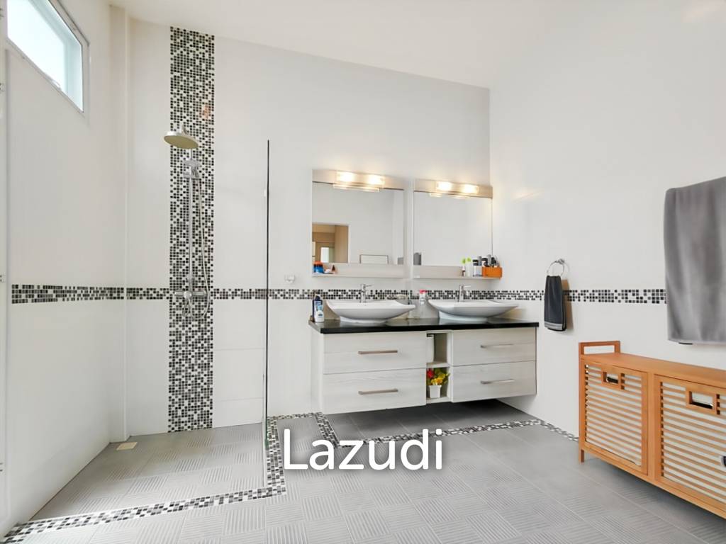 The Lees 3 - Fully Renovated 3-Bed Villa with Private Pool