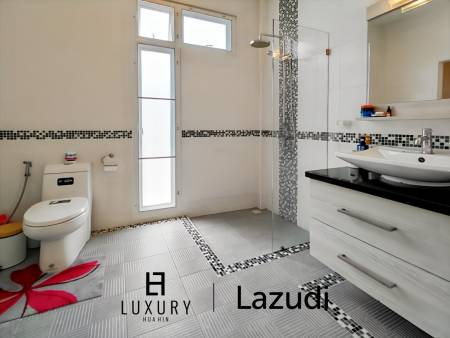 The Lees 3 - Fully Renovated 3-Bed Villa with Private Pool