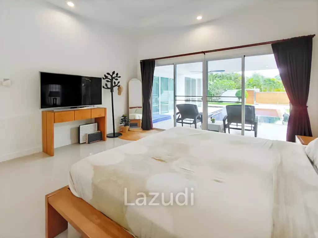 The Lees 3 - Fully Renovated 3-Bed Villa with Private Pool