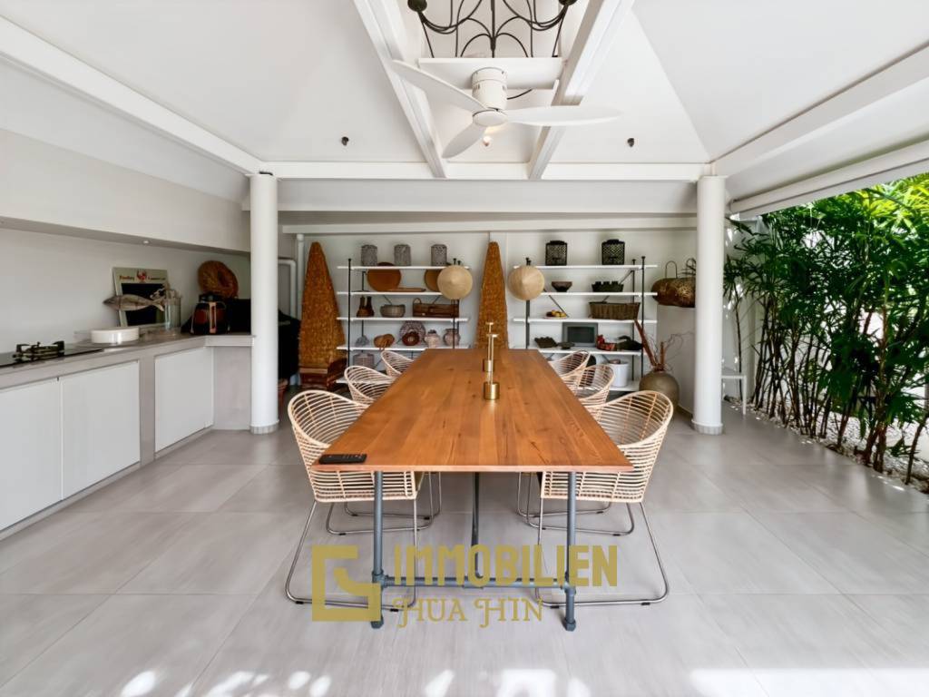 260 qm Wohnfläche / 618 qm Grundstück / Solaranlage mit Batterie