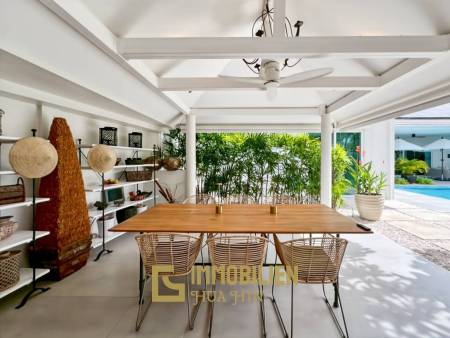 260 qm Wohnfläche / 618 qm Grundstück / Solaranlage mit Batterie