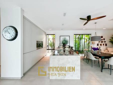 260 qm Wohnfläche / 618 qm Grundstück / Solaranlage mit Batterie