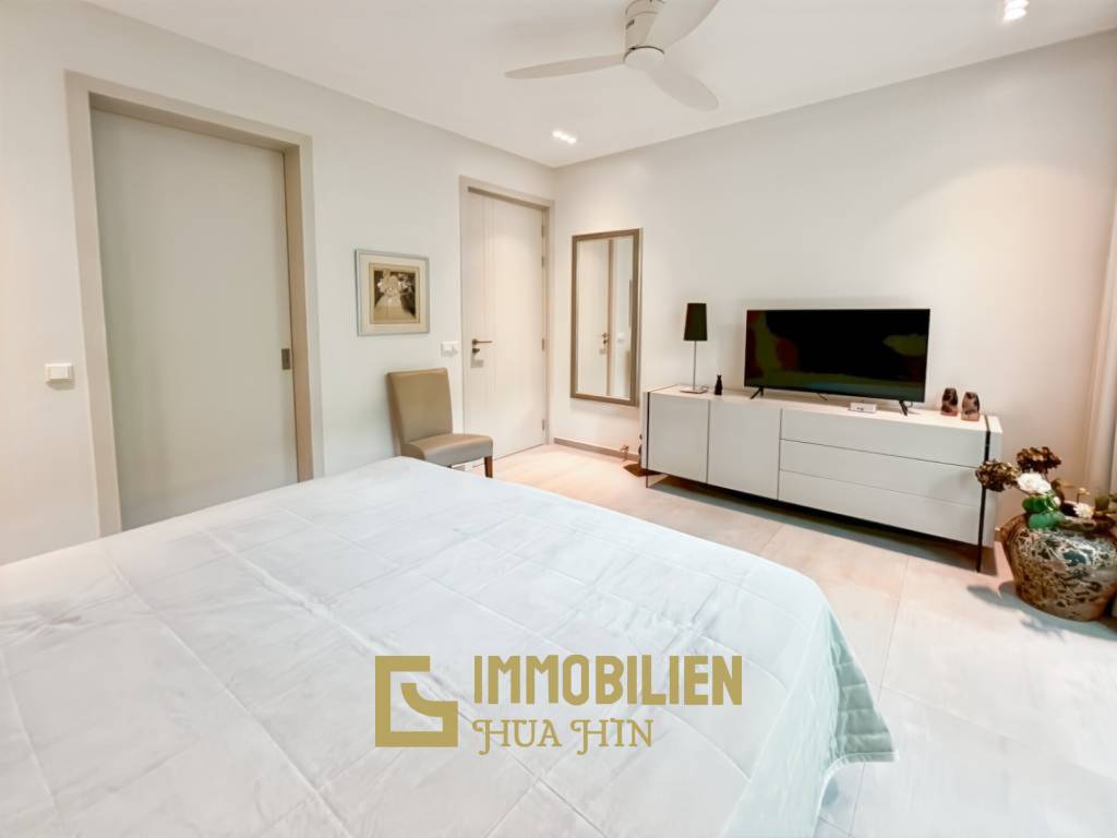 260 qm Wohnfläche / 618 qm Grundstück / Solaranlage mit Batterie