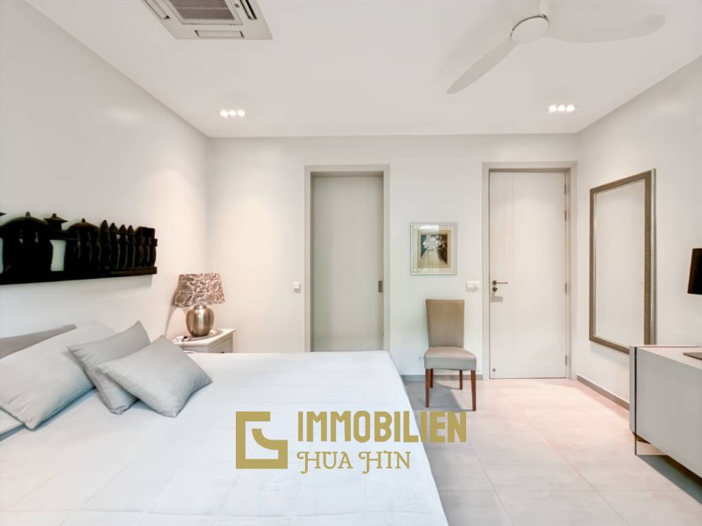 260 qm Wohnfläche / 618 qm Grundstück / Solaranlage mit Batterie