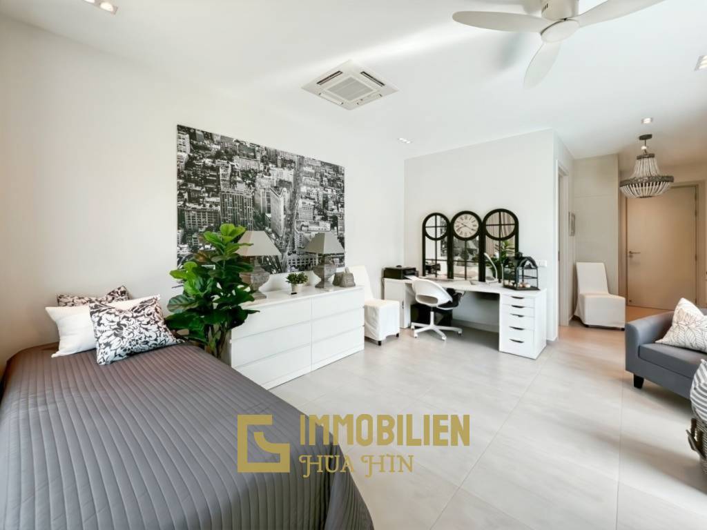 260 qm Wohnfläche / 618 qm Grundstück / Solaranlage mit Batterie