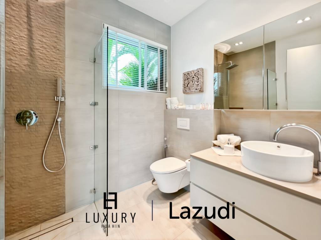 Palm Avenue - Exclusive 3 Bedroom Villa with Private Pool, Garden and BBQ