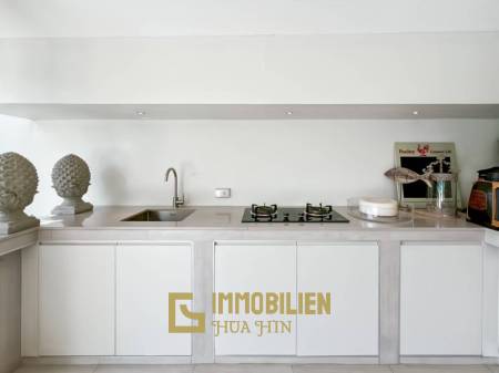 260 qm Wohnfläche / 618 qm Grundstück / Solaranlage mit Batterie