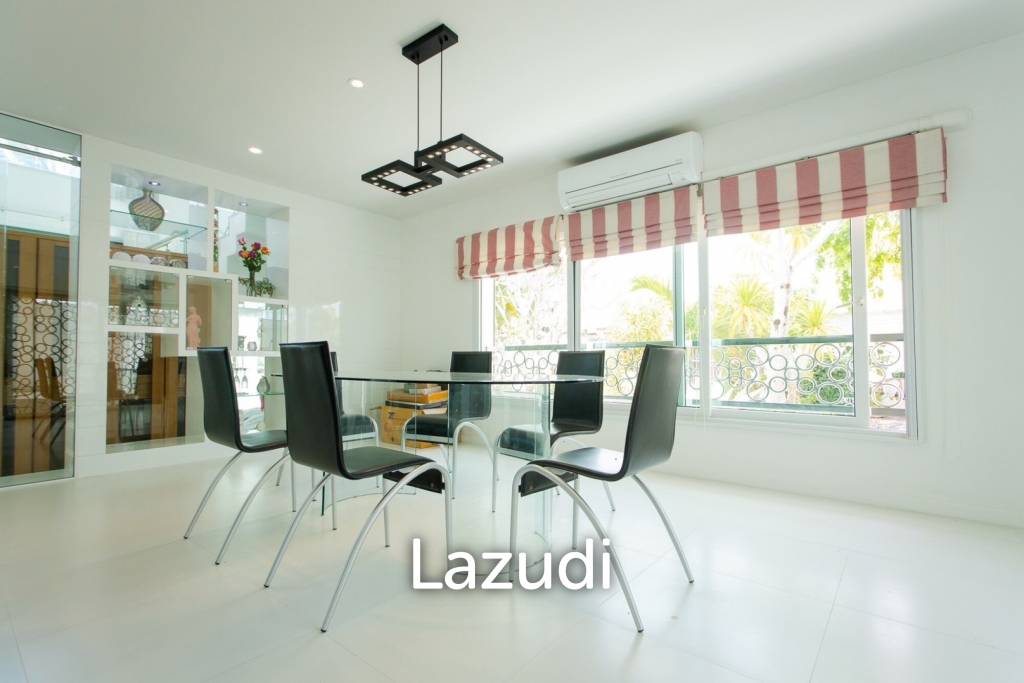Modern 380 sqm pool villa in Thap Tai Hua Hin