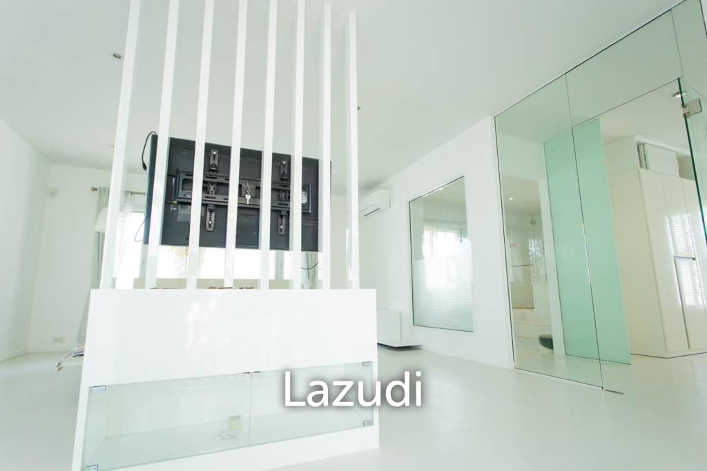 Modern 380 sqm pool villa in Thap Tai Hua Hin