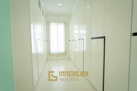 Modern / 380 qm Wohnfläche / frei stehend