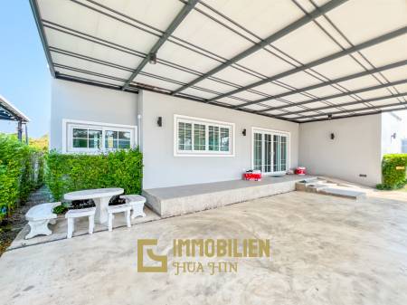 3 Schlafzimmer + 2 Bäder / privater Pool / komplett möbliert