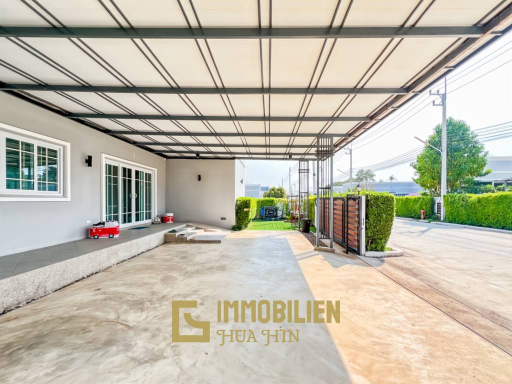 3 Schlafzimmer + 2 Bäder / privater Pool / komplett möbliert