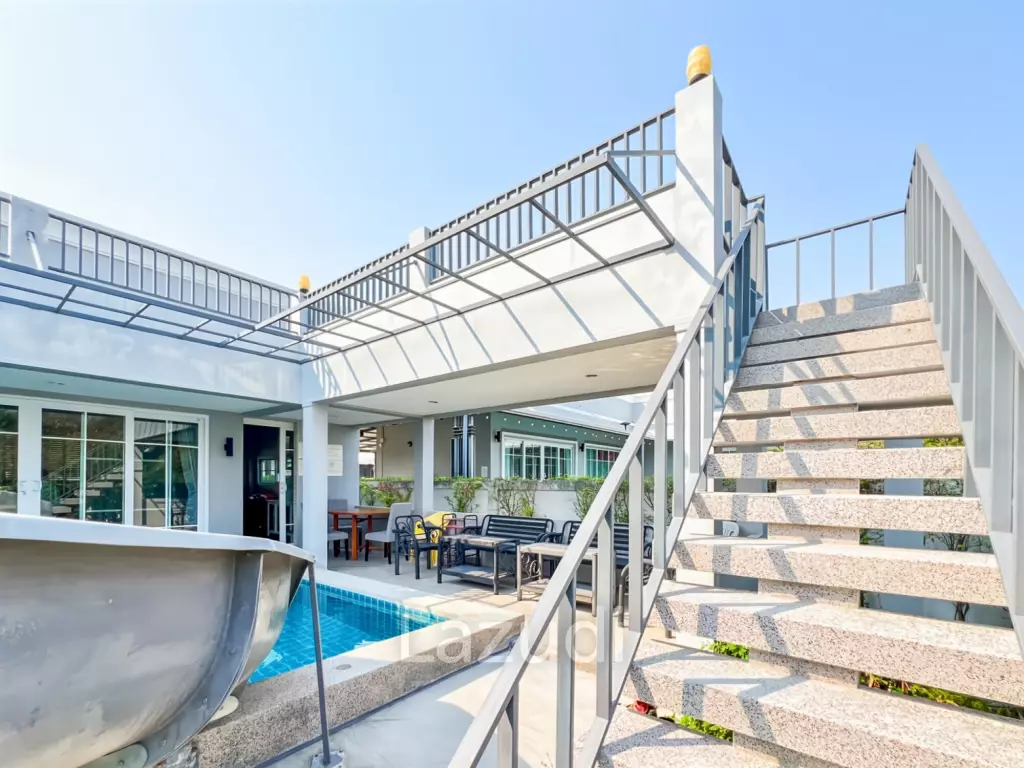 Modern 3-Bed Pool Villa 165 Sqm in Mountain View Cha-Am