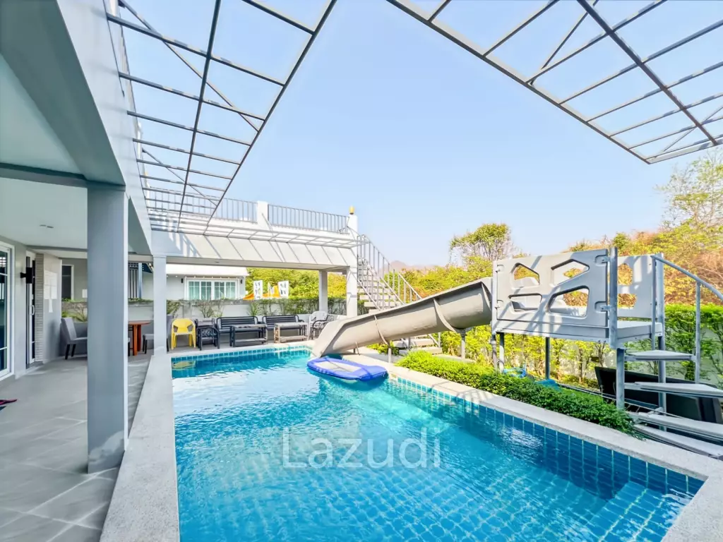 Modern 3-Bed Pool Villa 165 Sqm in Mountain View Cha-Am