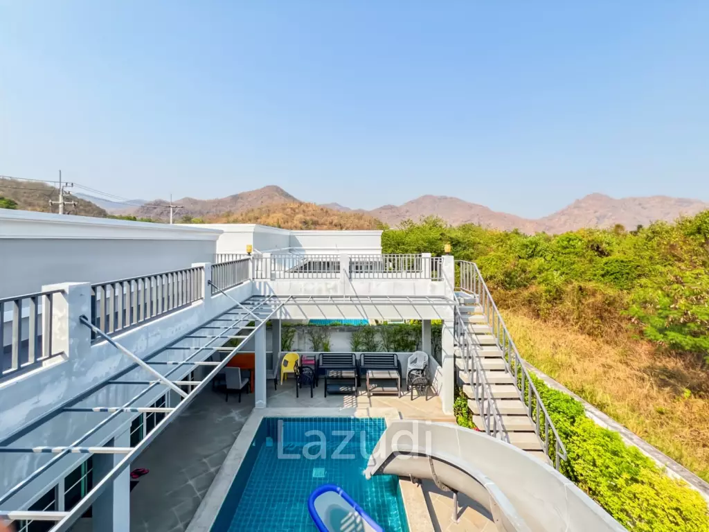 Modern 3-Bed Pool Villa 165 Sqm in Mountain View Cha-Am