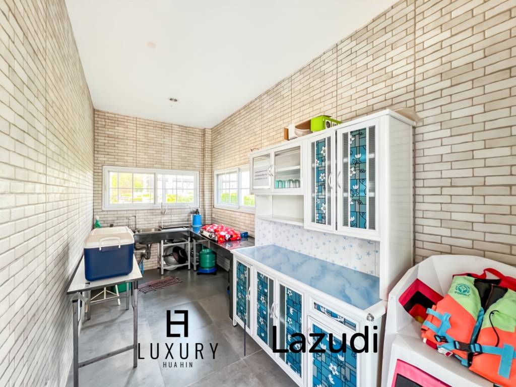 Modern 3-Bed Pool Villa 165 Sqm in Mountain View Cha-Am