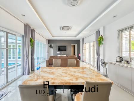 Modern 3-Bed Pool Villa 165 Sqm in Mountain View Cha-Am