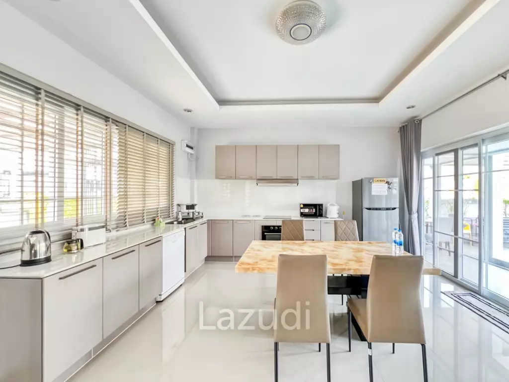 Modern 3-Bed Pool Villa 165 Sqm in Mountain View Cha-Am
