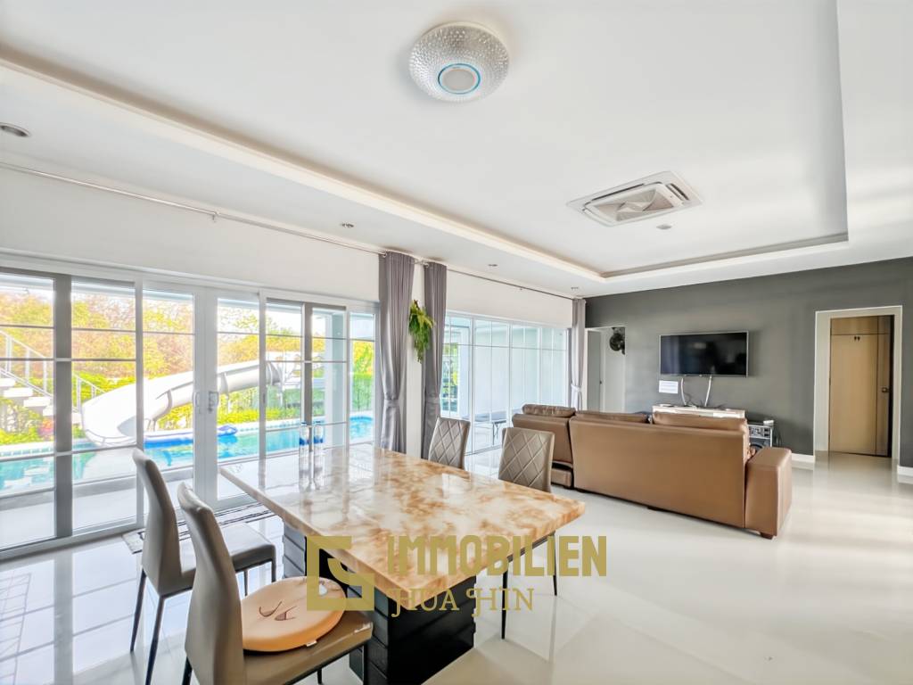 3 Schlafzimmer + 2 Bäder / privater Pool / komplett möbliert