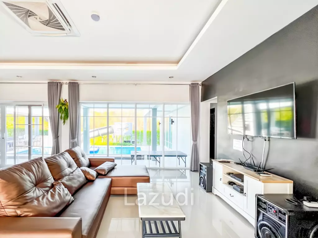 Modern 3-Bed Pool Villa 165 Sqm in Mountain View Cha-Am